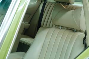 Image 34/50 de Mercedes-Benz 450 SEL 6,9 (1976)