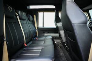 Bild 14/58 von Land Rover Defender 110 (2013)