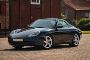 Immagine 1/41 di Porsche 911 Carrera (2000)