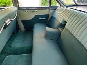 Bild 47/61 von Buick 50 Super Riviera Hardtop (1952)