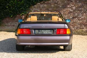 Image 6/50 of Mercedes-Benz 500 SL (1990)