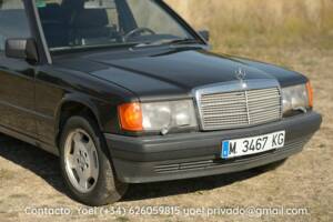 Image 4/41 of Mercedes-Benz 190 E 2.6 (1987)