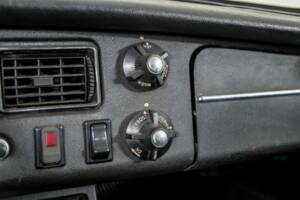 Afbeelding 27/50 van MG MGB GT (1972)