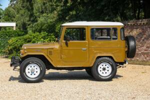Image 11/50 de Toyota Land Cruiser BJ 40 (1979)