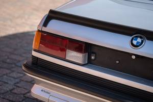 Image 17/49 of BMW M 635 CSi (1986)