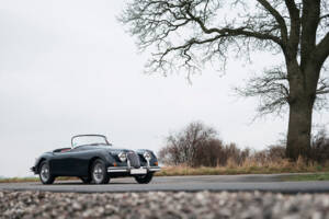 Image 15/19 de Jaguar XK 150 3.4 S OTS (1958)