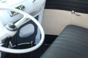 Image 47/50 of Volkswagen T1 Kombi (1958)