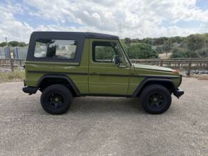 Bild 5/8 von Mercedes-Benz 240 GD (kurz) (1979)