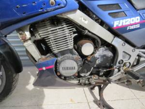 Image 4/34 of Yamaha FJ 1200 (1992)