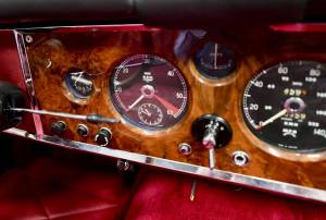 Image 29/46 of Jaguar XK 150 3.4 S OTS (1958)