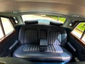 Image 4/50 of Bentley T 2 (1980)