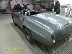 Image 3/66 de Mercedes-Benz 190 SL (1962)