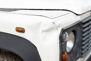 Bild 63/98 von Land Rover Defender 110 Td5 (1999)