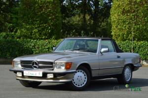 Image 5/47 de Mercedes-Benz 560 SL (1986)
