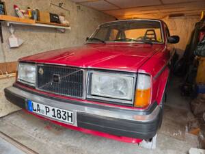 Image 1/8 of Volvo 264 (1979)
