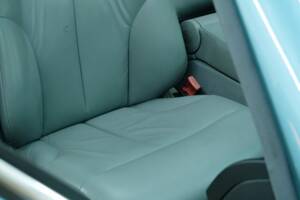 Bild 38/50 von Mercedes-Benz 300 SE (1991)