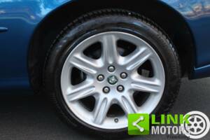 Image 7/16 of Jaguar XK8 4.0 (1997)