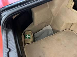 Image 38/48 of Mercedes-Benz 300 SL-24 (1992)