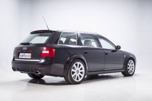 Bild 9/34 von Audi RS6 Avant (2004)