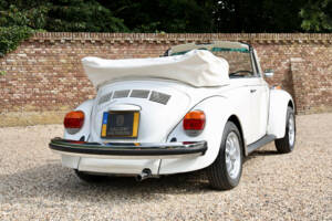 Immagine 41/50 di Volkswagen Kever 1303 &quot;Triple White&quot; (1977)