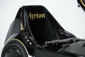 Image 44/50 of Sinclair DUMMY (1985)