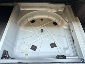 Image 32/98 de Mercedes-Benz E 50 AMG (1996)