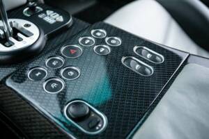 Image 21/43 of Lamborghini Diablo VT 6.0 (2000)