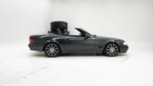 Image 6/15 of Mercedes-Benz 500 SL (1992)