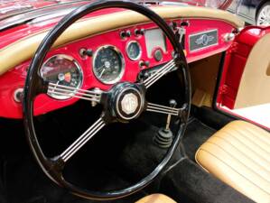 Image 31/57 of MG MGA 1600 (1960)