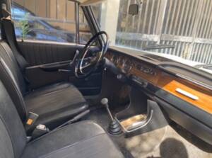 Imagen 2/4 de BMW 2000 (1967)