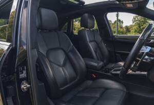 Bild 23/28 von Porsche Macan S (2020)