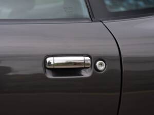 Bild 33/42 von Aston Martin DB 7 Vantage (2001)