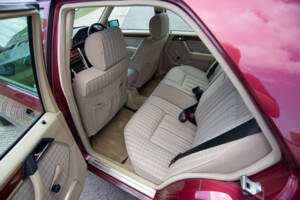 Immagine 15/23 di Mercedes-Benz 200 E-16 (1993)