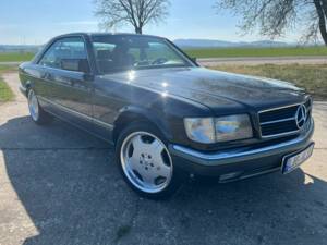 Bild 5/33 von Mercedes-Benz 560 SEC (1989)