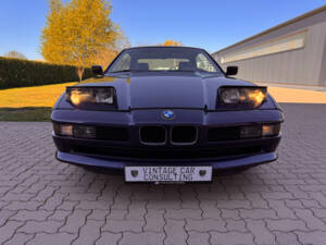 Image 30/69 of BMW 850i (1993)