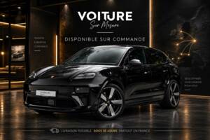 Image 1/13 of Porsche Macan GTS (2026)