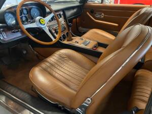 Bild 7/11 von Ferrari 365 GT 2+2 (1970)