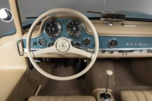 Image 30/42 de Mercedes-Benz 300 SL &quot;Papillon&quot; (1957)