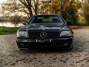 Image 3/8 de Mercedes-Benz 300 SL (1993)