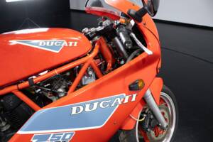 Bild 14/50 von Ducati 750 Sport (1986)