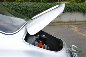 Image 41/50 of Porsche 356 B 1600 Super 90 (1962)