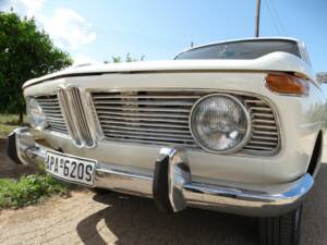 Image 6/8 de BMW 1500 (1963)