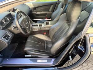 Bild 22/57 von Aston Martin Virage (2011)