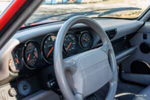 Afbeelding 21/33 van Porsche 911 Carrera 2 (1993)