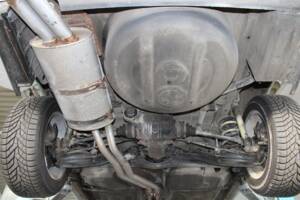 Image 26/32 de BMW 325ix (1990)