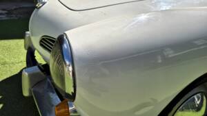 Image 55/71 of Volkswagen Karmann Ghia 1200 (1962)