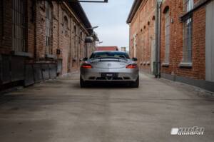 Afbeelding 8/18 van Mercedes-Benz SLS AMG (2011)