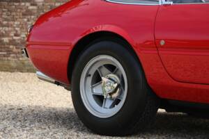 Afbeelding 22/50 van Ferrari 365 GTB/4 Daytona (1973)