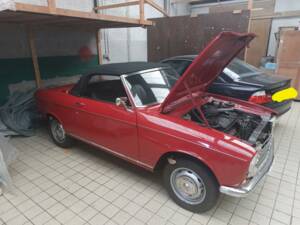 Bild 8/9 von Peugeot 204 Cabriolet (1967)
