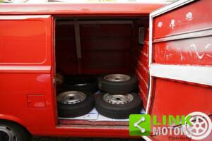 Image 9/10 of FIAT 900 T&#x2F;E Panorama (1977)